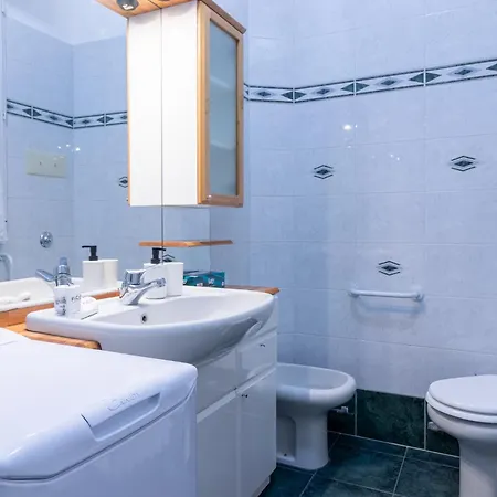 Housmart Galeotti 16 Apartamento
