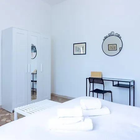 Housmart Galeotti 16 *