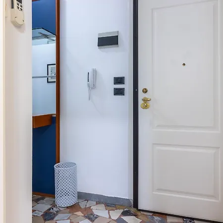 Housmart Galeotti 16 דירה *